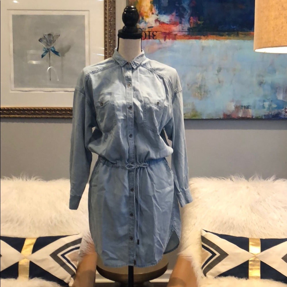 Banana Republic Mini Jean dress 👗
